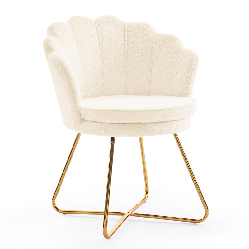 Focht Papasan Faux Fur Accent Chair